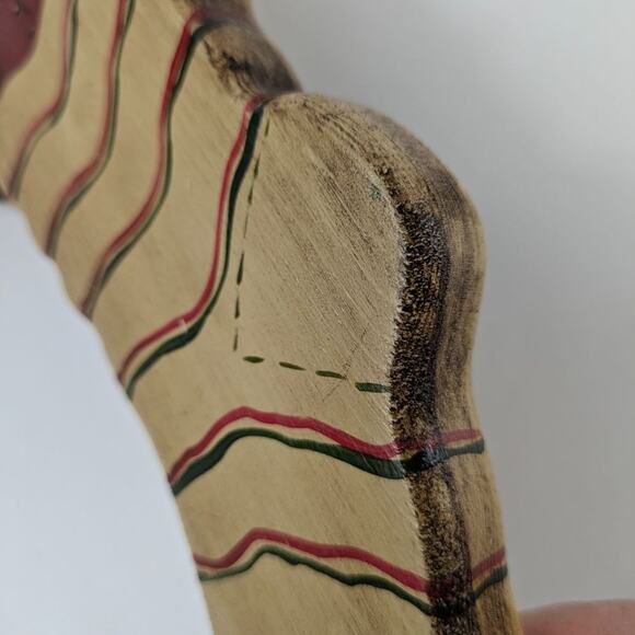 10" Wood Christmas Decoration Teddy Bear Stocking Santa Hat Signed Vintage 1988 - Picture 4 of 8